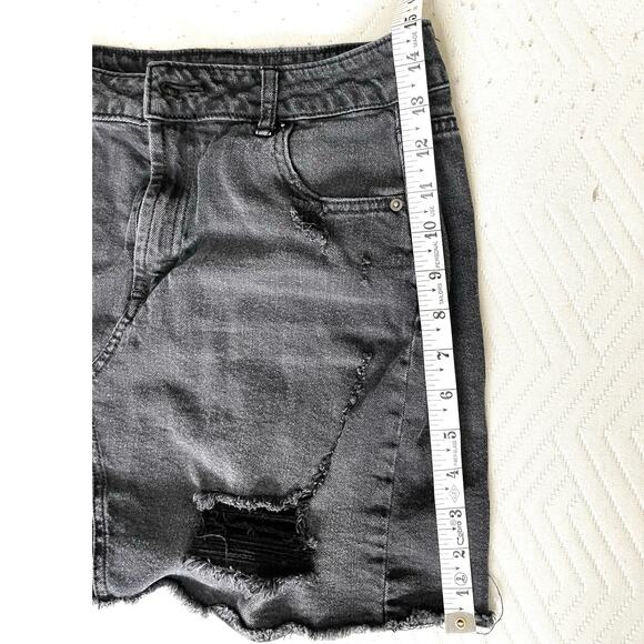 Wild Fable Black Distressed Denim Mini Skirt Women’s 14 - Picture 4 of 5